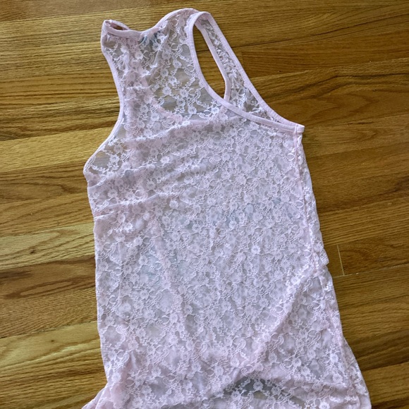 Pretty Lace Tank 🌸 - Picture 3 of 3